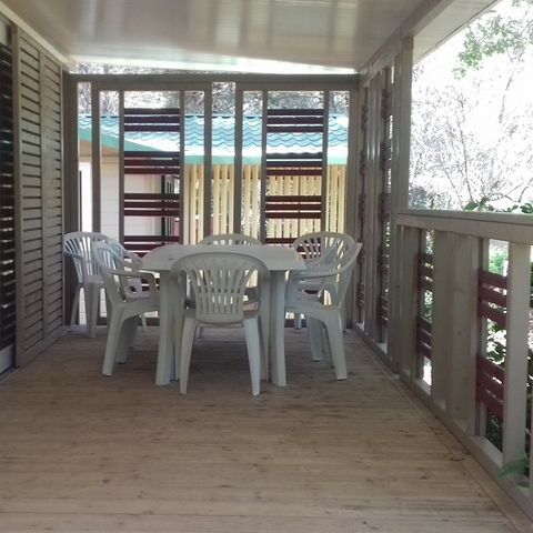 Chalet 7 persons - Chalet VEGA 32m² (2 bedrooms), sofa bed in the living room