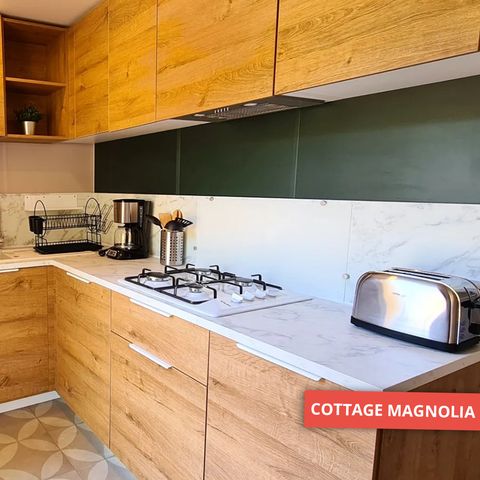 Mobile home 5 persons - NEW 2023 ! Cottage MAGNOLIA + jacuzzi 32m² (2 bedrooms)