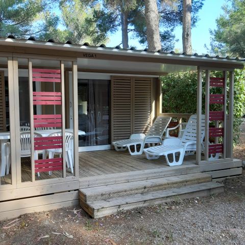 Chalet 7 persons - Chalet VEGA 32m² (2 bedrooms), sofa bed in the living room