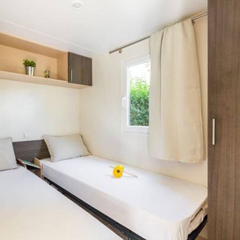 Mobile home 6 persons - Mobile-home | Premium | 3 Bedrooms | 6 Pers. | Raised terrace | TV