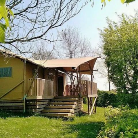 CANVAS AND WOOD TENT 5 people - LUXURY LODGE