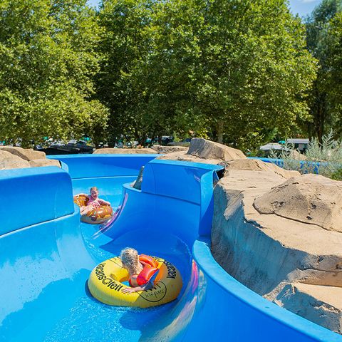Camping Le Château de Galaure - Drome - Image N°5
