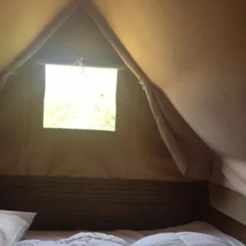 CANVAS AND WOOD TENT 2 people - Bivouac 6m² - without sanitary facilities
