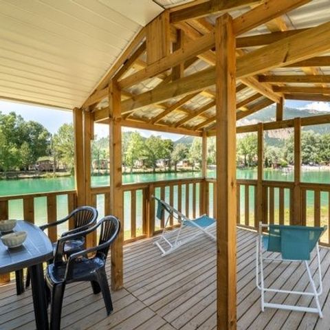 MOBILE HOME 4 people - Premium Loggia 33m² - Lakefront - Air conditioning - TV