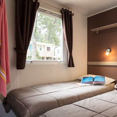 Mobile home 6 persons - Mobile-home | Premium | 3 Bedrooms | 6 Pers. | Raised terrace | Air-con.