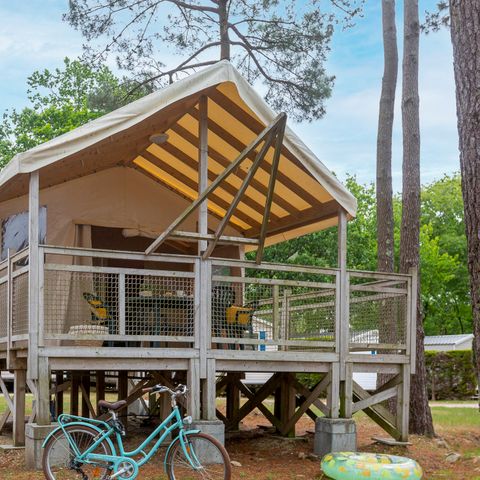 Canvas and wooden tent 4 persons - INSOLITE CONFORT LODGE (without sanitary facilities)