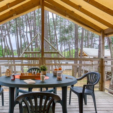 Canvas and wooden tent 4 persons - INSOLITE CONFORT LODGE (without sanitary facilities)