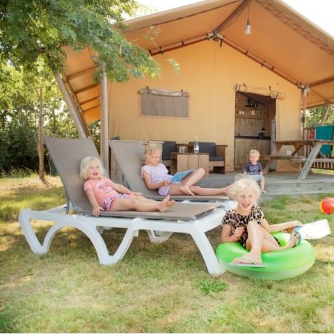 CANVAS AND WOOD TENT 6 people - Mouette