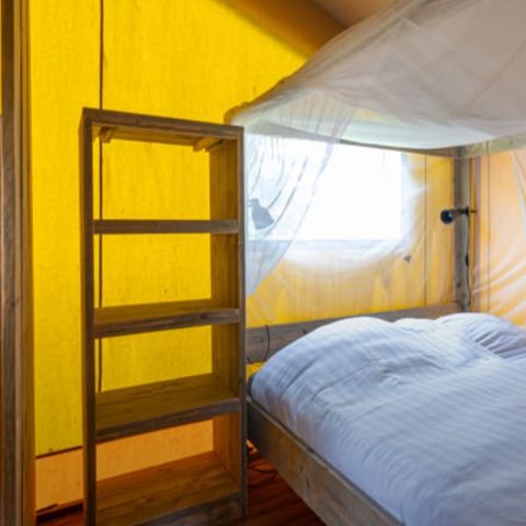 CANVAS AND WOOD TENT 6 people - Mouette