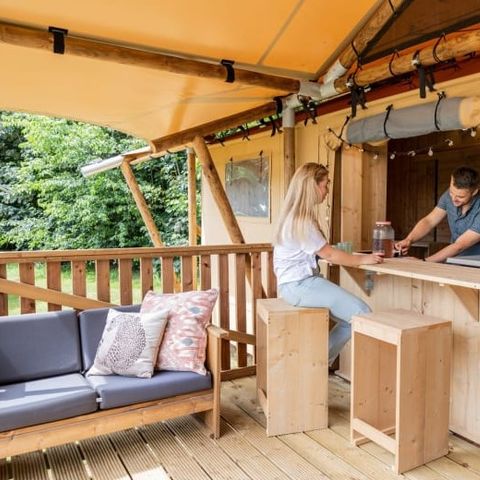 CANVAS AND WOOD TENT 5 people - Loubine