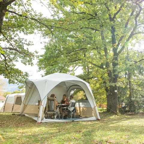 TENT 6 people - THE "READY TO CAMP" without sanitary facilities