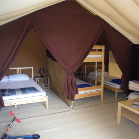Canvas and wooden tent 5 persons - Safaritent without sanitary facilities