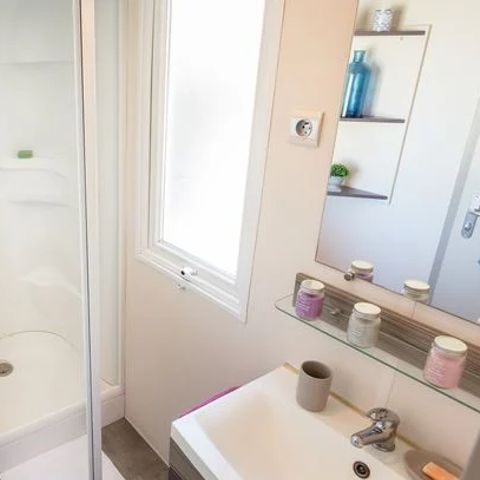 MOBILE HOME 6 people - Mobil-home | Classic | 2 Bedrooms | 4/6 Pers. | Uncovered elevated terrace | Air-conditioning.