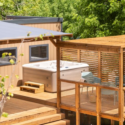 MOBILE HOME 6 people - EXCLUSIVE 3 bedroom Jacuzzi with master suite