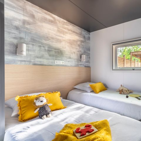 MOBILE HOME 4 people - EXCLUSIVE mobile home - 2 bedrooms - 2 shower rooms - SPA