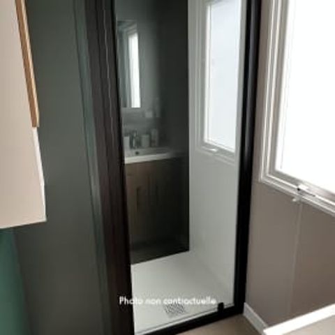 MOBILE HOME 8 people -  Wellbeing – 3-bedroom, 8-person, Signature air-conditioned