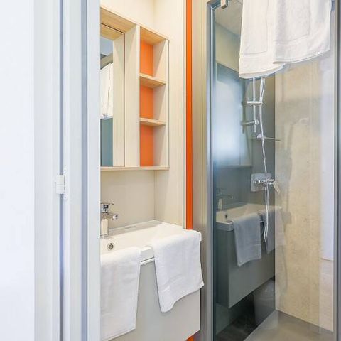 Mobile home 6 persons - Mobil-home | Ultimate | 3 Bedrooms | 6 Pers | Raised terrace | 2 bathrooms | Air conditioning | TV