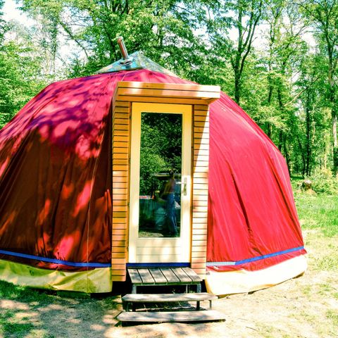 Accommodation 2 persons - Geodesic dome at Le Calme surrounded by woods