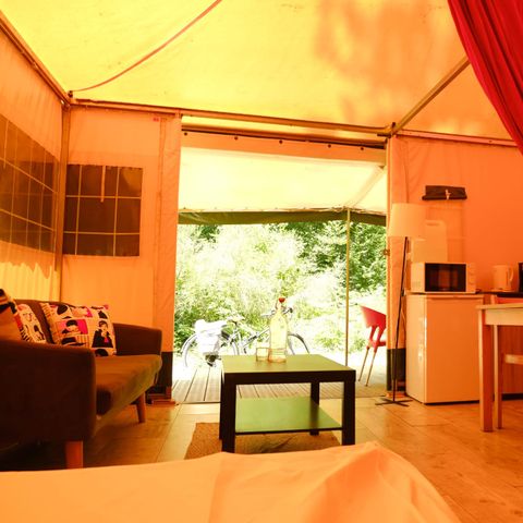 Glamping tent 4 persons - the woods