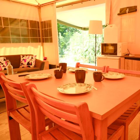 Glamping tent 4 persons - the woods