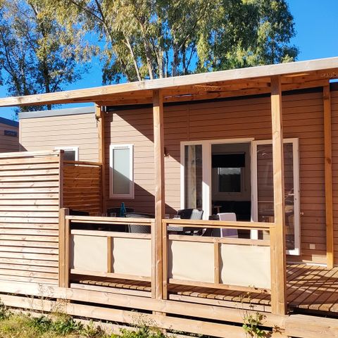 MOBILE HOME 8 people - TEXAS STANDARD