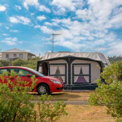 Pitch - Beachside location ** (in French)