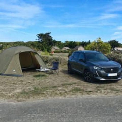 Pitch - Beachside location ** (in French)