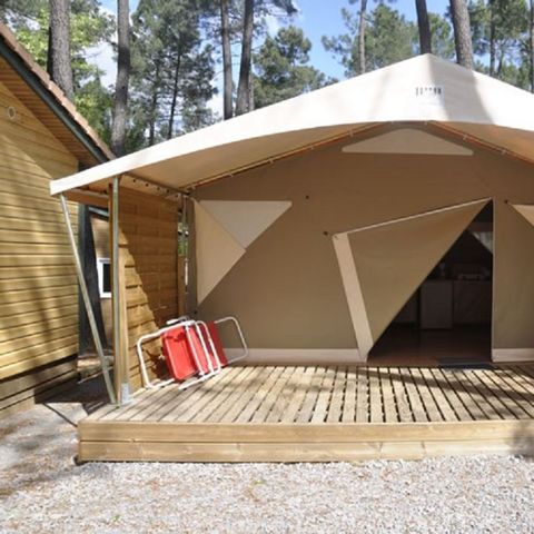 Glamping tent 5 persons - 2-bedroom canvas bungalow Canada - no sanitary facilities