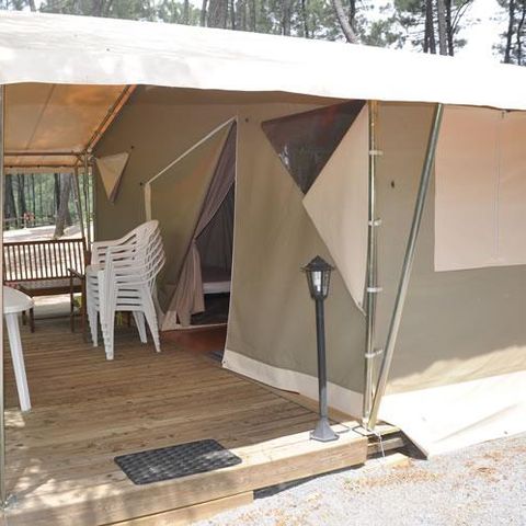 Glamping tent 6 persons - Canada 3 bedrooms - no bathroom