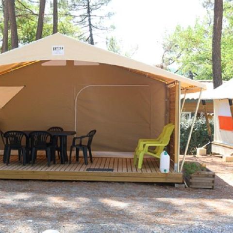 Glamping tent 6 persons - Canada 3 bedrooms - no bathroom