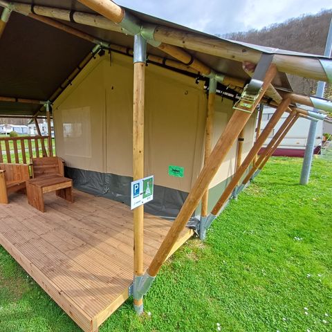 CANVAS AND WOOD TENT 4 people