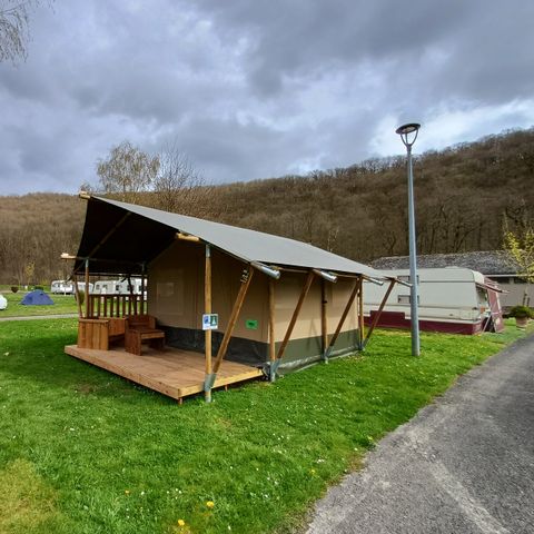 Canvas and wooden tent 4 persons