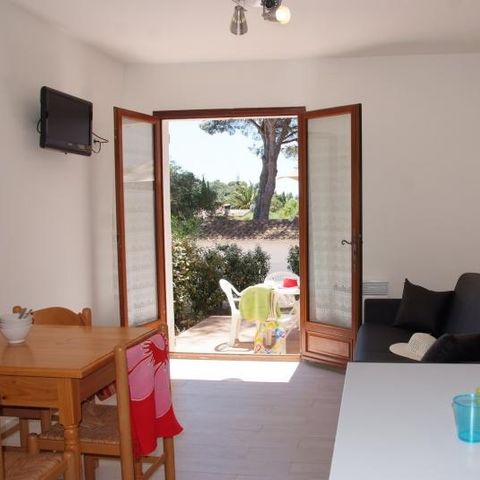 COUNTRY HOUSE 4 people - THE LEVANT