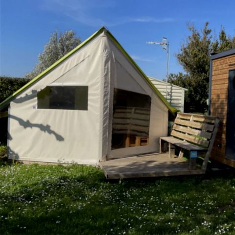 CANVAS AND WOOD TENT 4 people - LODGE SAHARI with private bathroom