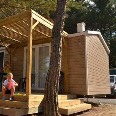 MOBILE HOME 6 people - 2 bedrooms - TV + Air conditioning