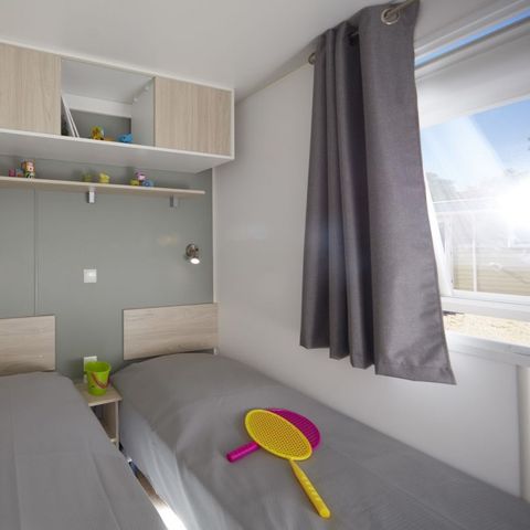 MOBILE HOME 6 people - 3 bedrooms - TV + Air conditioning