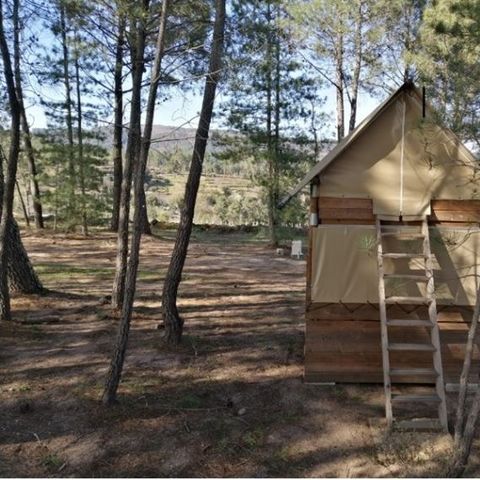 UNUSUAL ACCOMMODATION 2 people - Hutte Cévenole 2p 1Ch
