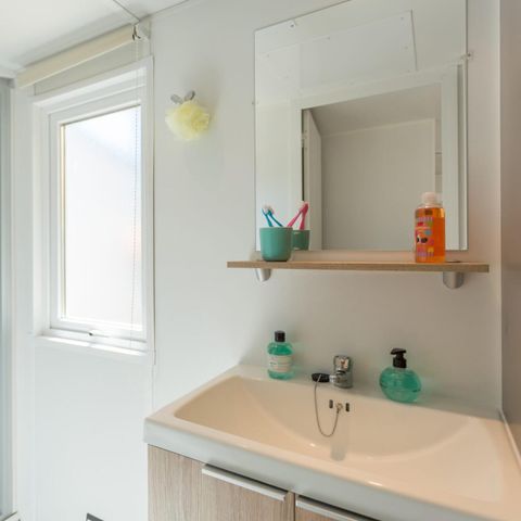 MOBILE HOME 7 people - Comfort mobile home for 6/7 people, air-conditioned (approx. 32 m²)
