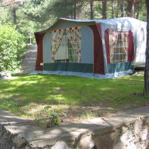 Pitch - Tent or caravan - Car