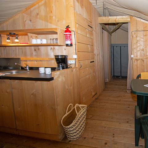 Canvas and wooden tent 5 persons - Premium lodge tent with sanitary facilities for