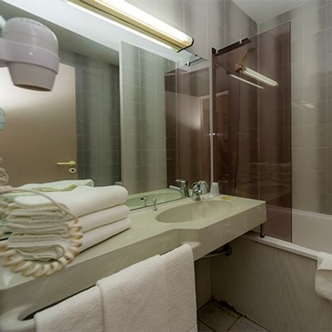 BEDROOM 3 people - Bedroom | 3 Pers | Raised terrace | TV