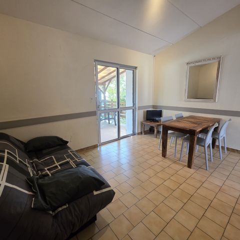 COUNTRY HOUSE 6 people - Gîte | 2 Bedrooms | 4/6 Pers. | Raised terrace | TV