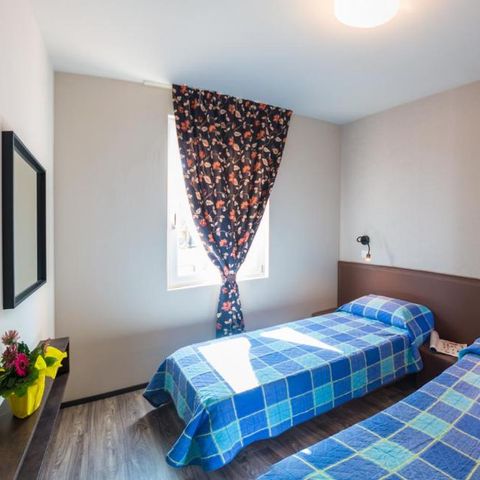 APARTMENT 4 people - two-piece top