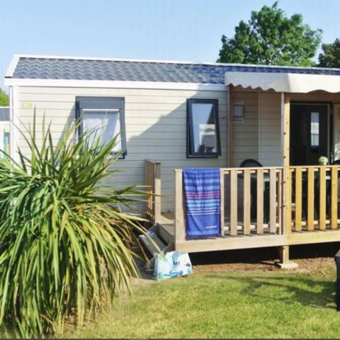 MOBILE HOME 6 people - Sleeps 6 3 Bedrooms (Air conditioning, TV, Dishwasher)