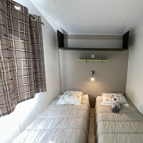 Mobile home 4 persons - 2-bedroom RESIDENTIAL sleeps 4