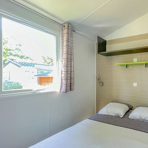 MOBILE HOME 6 people - 3-bedroom RESIDENTIAL sleeps 6