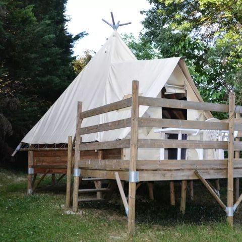 Tent 4 persons - Tipi 3 Rooms 4 People (2 Adults + 2 Children) Without Sanitary Facilities