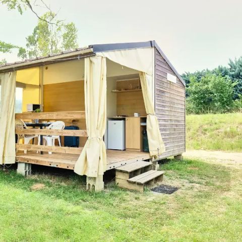Canvas and wooden tent 4 persons - Bungalow Toilé 3 Pièces 4 adultes (+ 1 enfant -9 ans) Sans Sanitaire