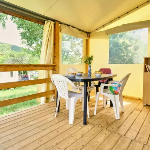 Canvas and wooden tent 4 persons - Bungalow Toilé 3 Pièces 4 adultes (+ 1 enfant -9 ans) Sans Sanitaire