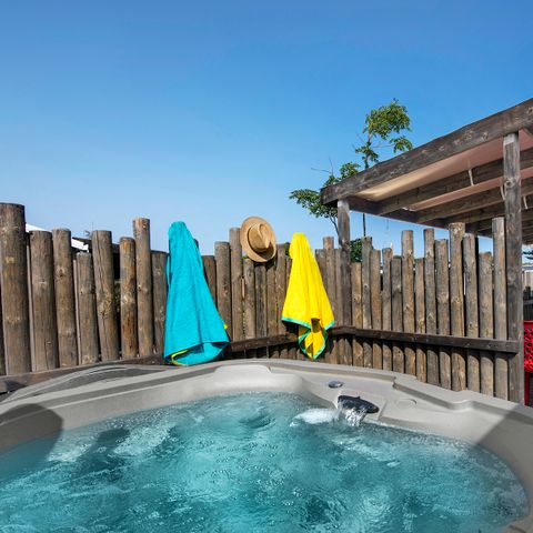 Mobile home 6 persons - TRIO Premium range with Jacuzzi